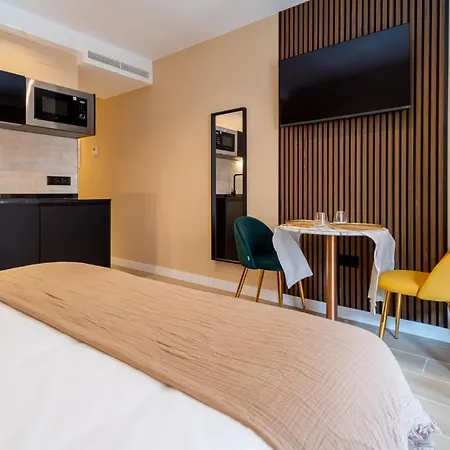 Regalado Aparthotel